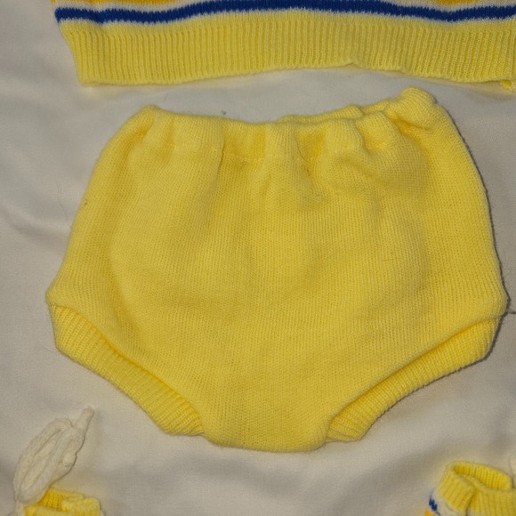 Vintage Baby Knitted Sweater Bootie Shorts Woolworth's 1960s Yellow Acrylic 6M - Picture 14 of 15